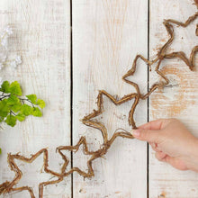Load image into Gallery viewer, Natural Grapevine Stars Chain Garland - 5'