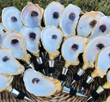 Load image into Gallery viewer, Oyster Shell Wine Stopper