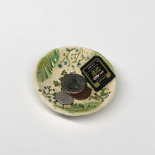 Load image into Gallery viewer, Ceramic Pressed Flower Trinket Dish