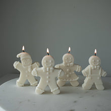 Load image into Gallery viewer, Gingerbread Family Candle Set