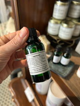 Load image into Gallery viewer, Sandalwood + Amber Beard Oil
