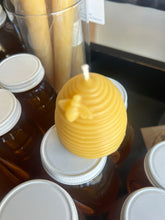 Load image into Gallery viewer, Beeswax Skep Candle