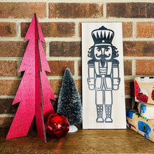Load image into Gallery viewer, Nutcracker Leaner