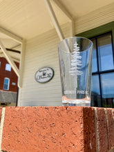 Load image into Gallery viewer, Southern Pines Pint Glass