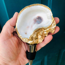 Load image into Gallery viewer, Oyster Shell Wine Stopper