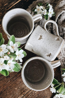 Mini Bees Pottery Mug