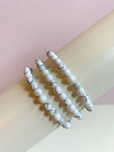 Load image into Gallery viewer, Howlite Bracelet