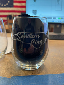 Southern Pines Script Wine Glass