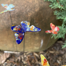 Load image into Gallery viewer, Butterfly Garden Pick